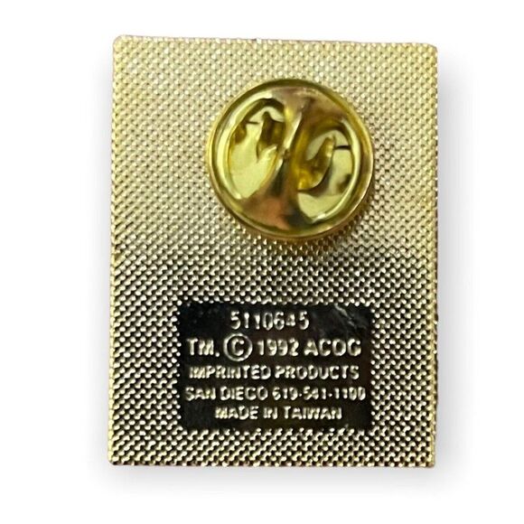 Texaco Atlanta Welcomes The World 1996 Olympic Pin Vintage World Logo Gold Tone - Picture 5 of 5